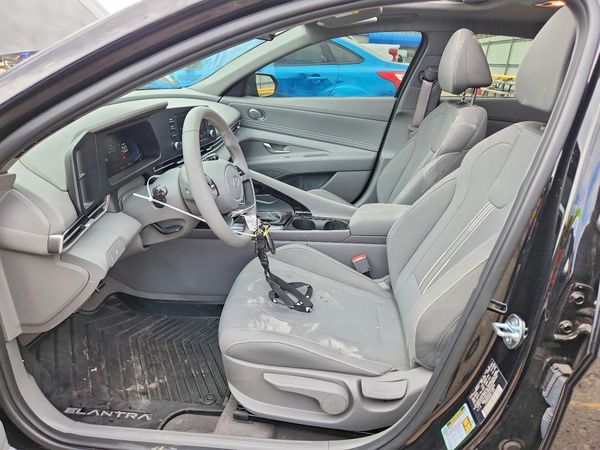 2026 HYUNDAI ELANTRA