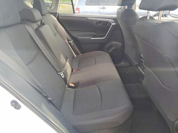 2021 TOYOTA RAV4 LE HV