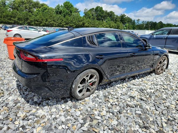 2018 KIA STINGER GT1