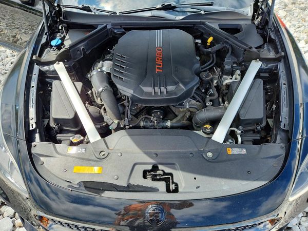 2018 KIA STINGER GT1
