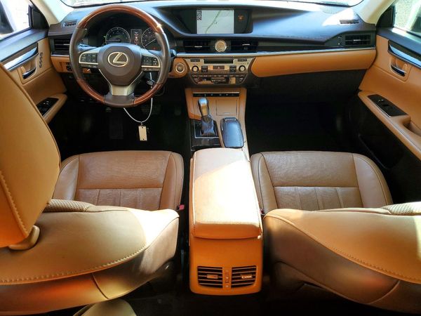 2018 LEXUS ES 350