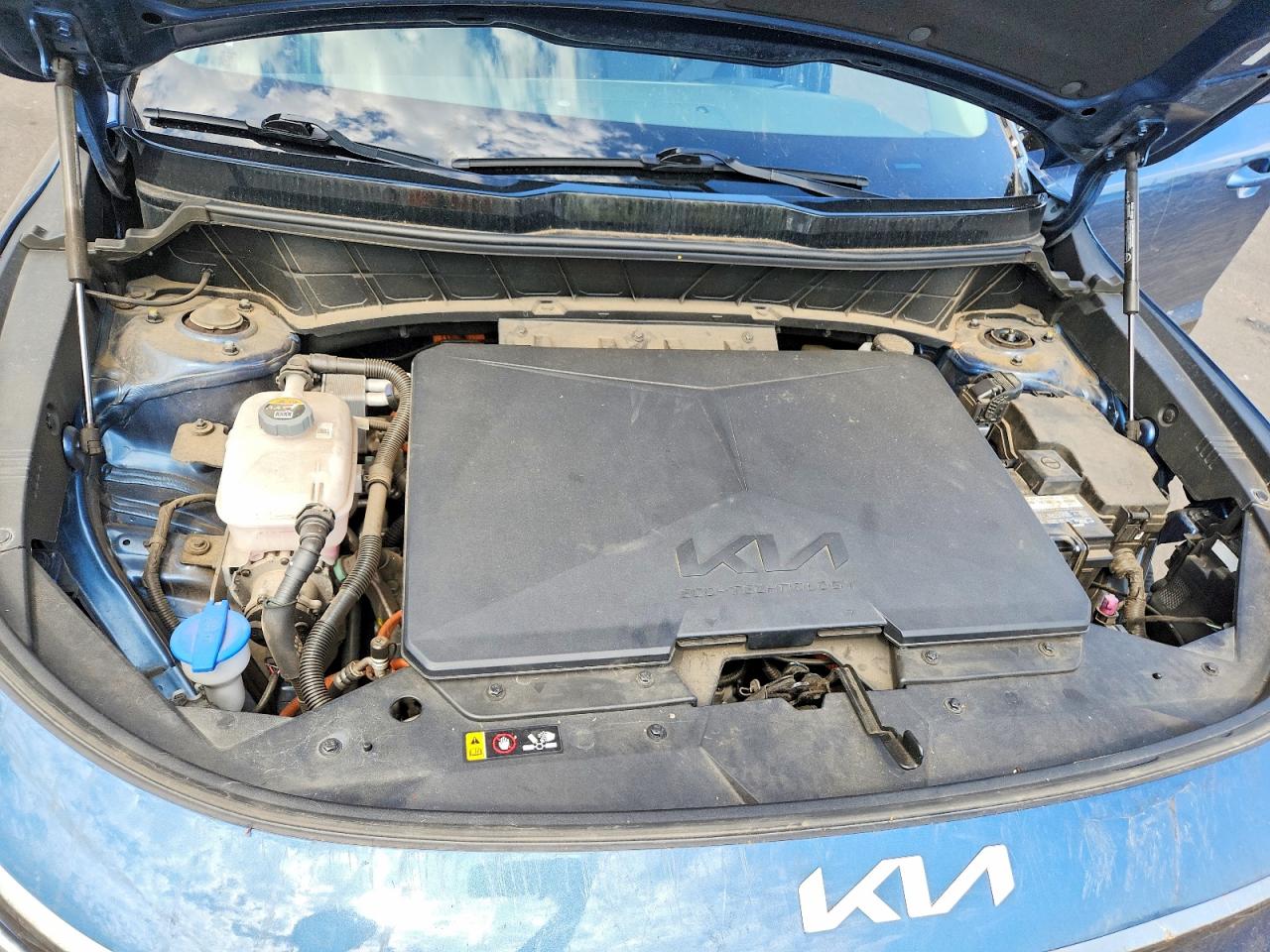 2023 KIA NIRO Wind
