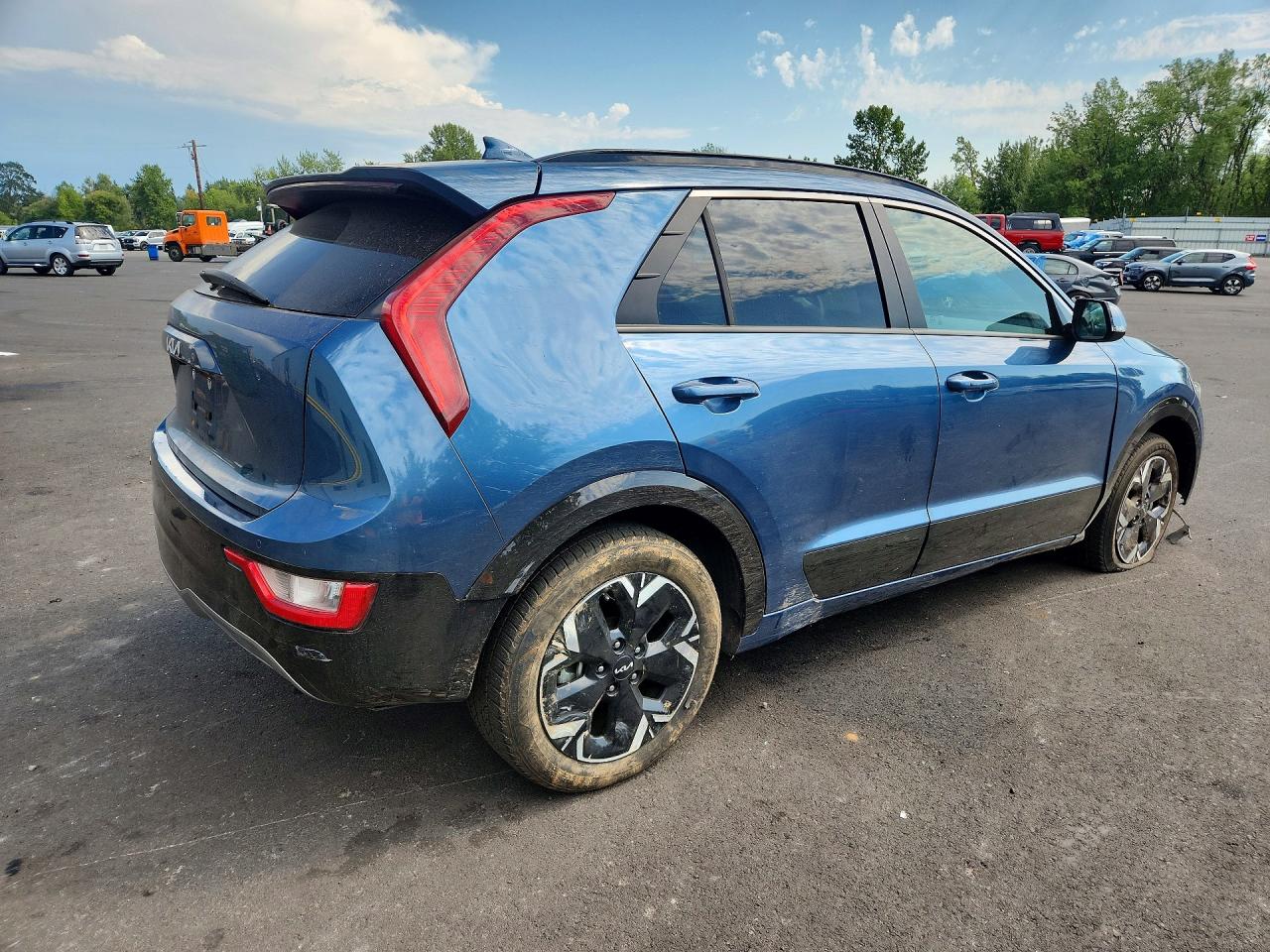 2023 KIA NIRO Wind