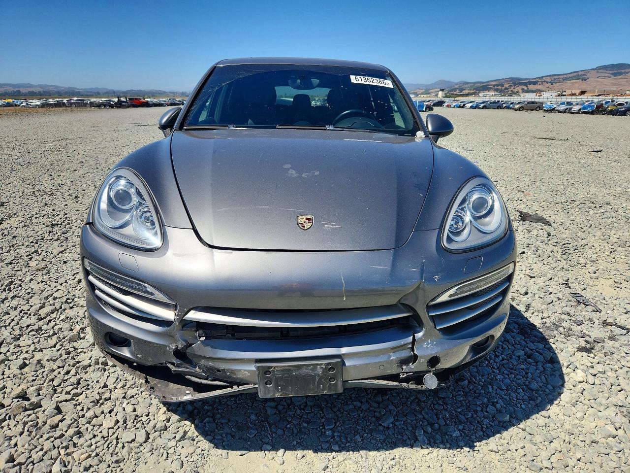 2014 PORSCHE CAYENNE