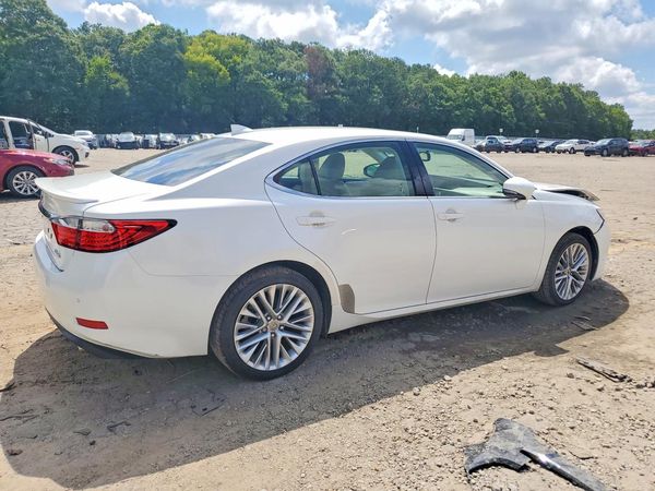 2015 LEXUS ES