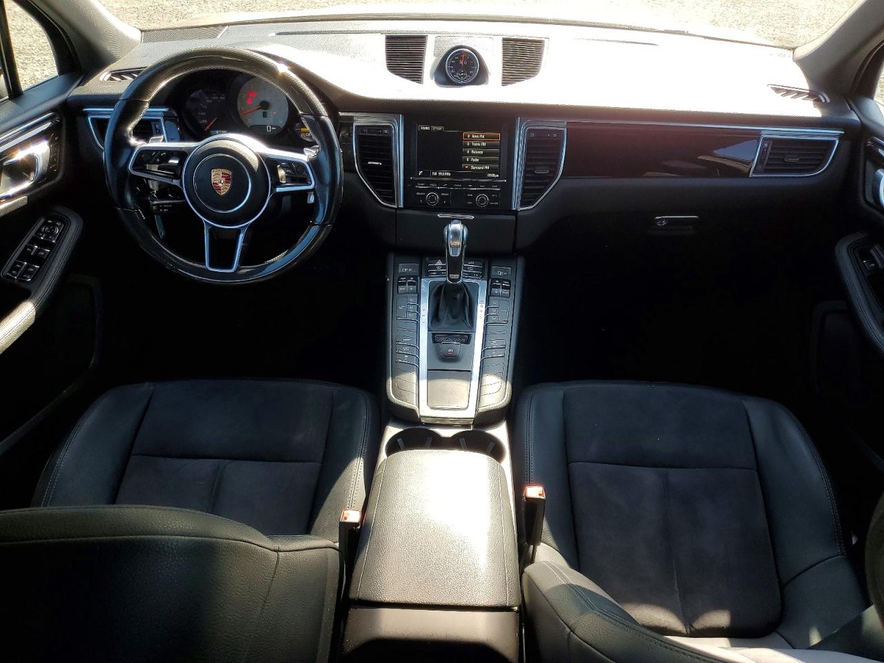 2015 PORSCHE MACAN