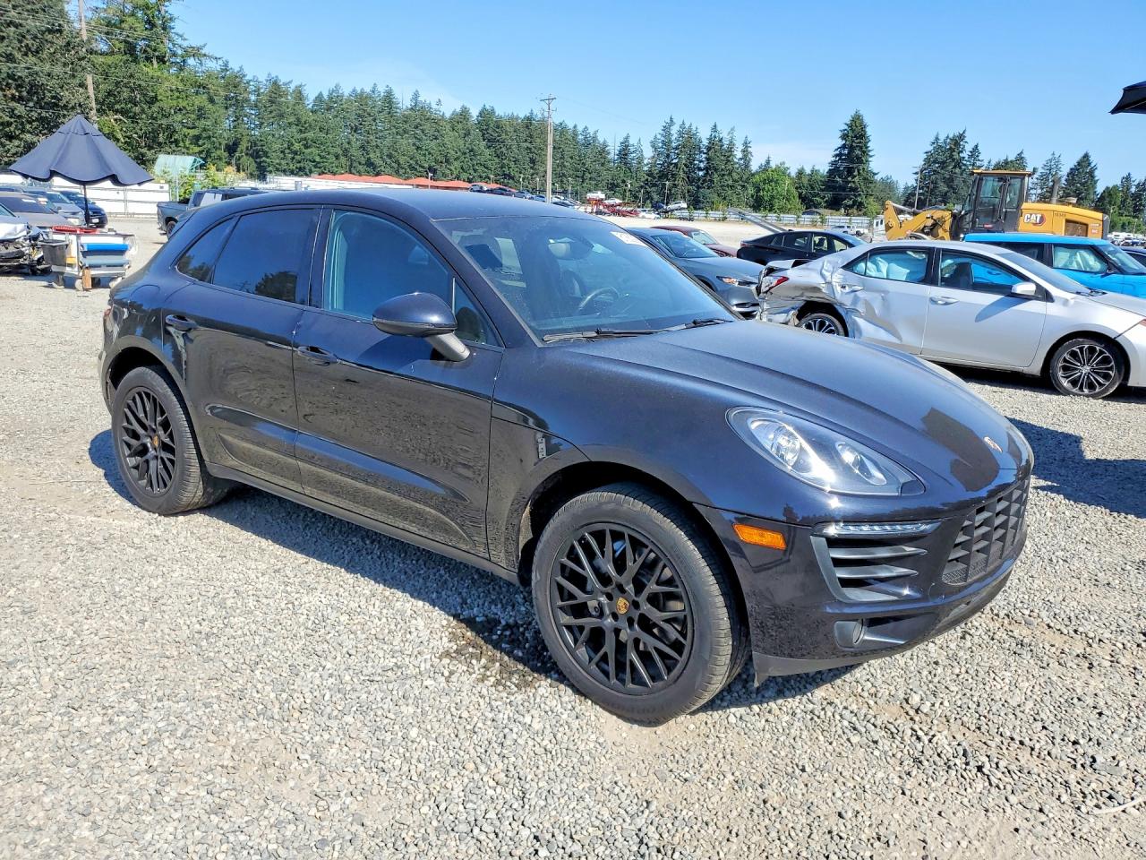 2015 PORSCHE MACAN