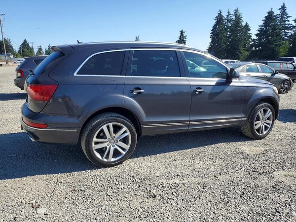 2012 AUDI Q7 Premium Plus