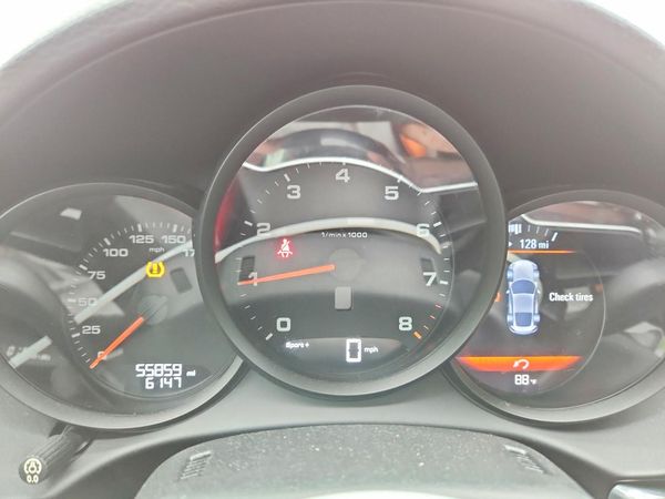 2017 PORSCHE CAYMAN
