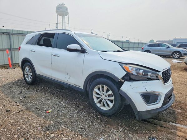 2016 KIA SORENTO L / LX