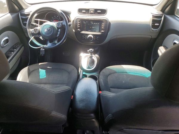 2017 KIA SOUL