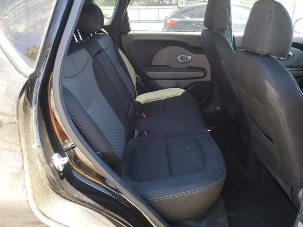 2017 KIA SOUL