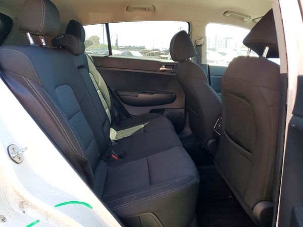 2022 KIA SPORTAGE LX, LX Value Edition Pkg