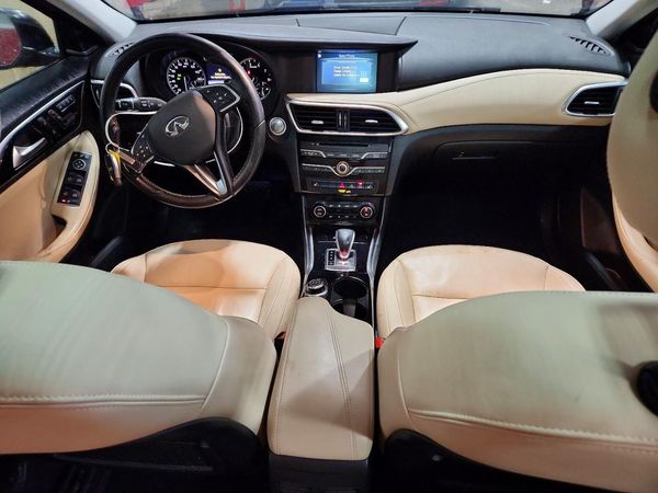 2019 INFINITI QX30