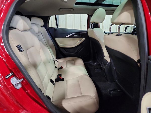 2019 INFINITI QX30