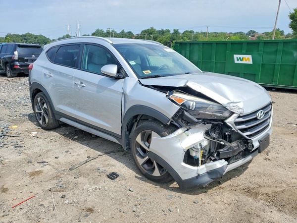 2017 HYUNDAI TUCSON