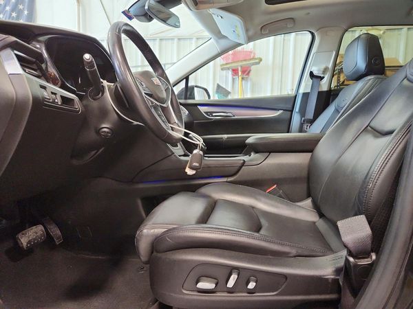 2017 CADILLAC XT5 Premium Luxury