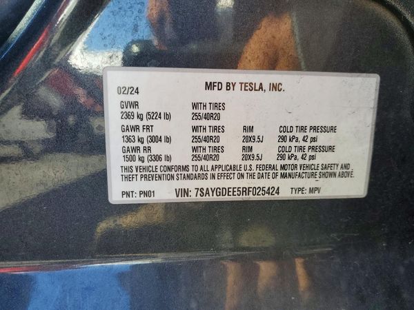 2024 TESLA MODEL Y