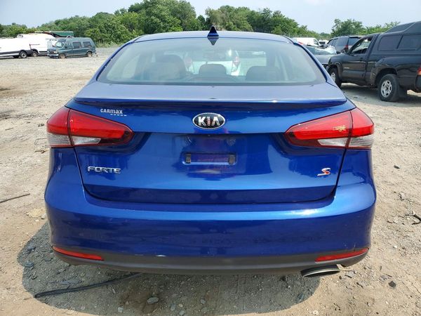 2017 KIA FORTE
