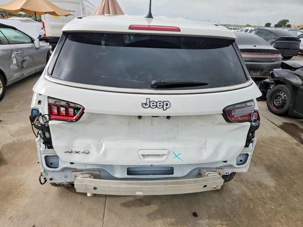 2025 JEEP COMPASS Sport