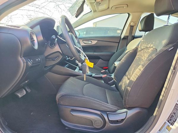 2021 KIA FORTE FE, LXS