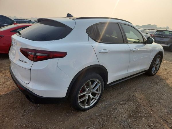 2018 ALFA ROMEO STELVIO AWD