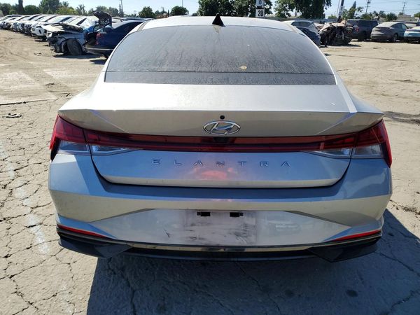 2021 HYUNDAI ELANTRA