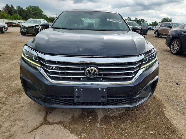 2021 VOLKSWAGEN PASSAT R-Line