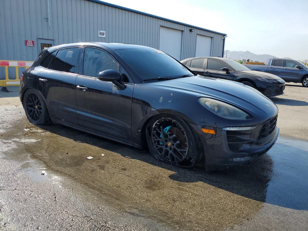 2017 PORSCHE MACAN