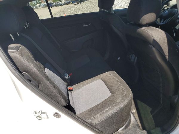 2014 KIA SPORTAGE LX