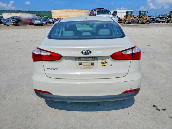 2015 KIA FORTE GL(Middle-low grade)