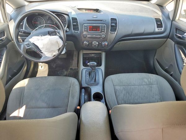 2015 KIA FORTE GL(Middle-low grade)