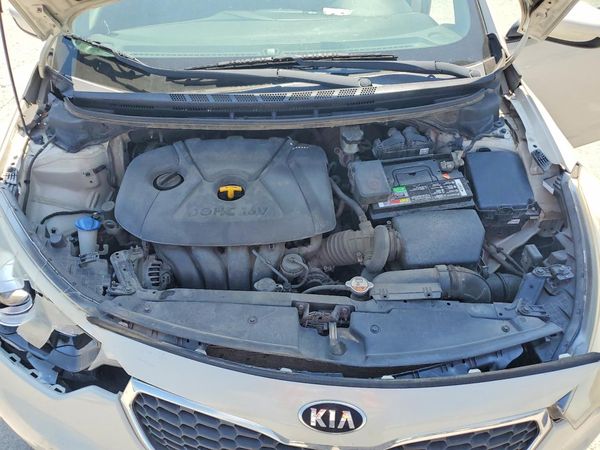 2015 KIA FORTE GL(Middle-low grade)