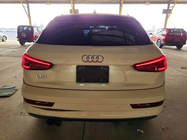 2016 AUDI Q3 Premium Plus