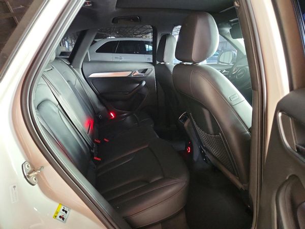 2016 AUDI Q3 Premium Plus