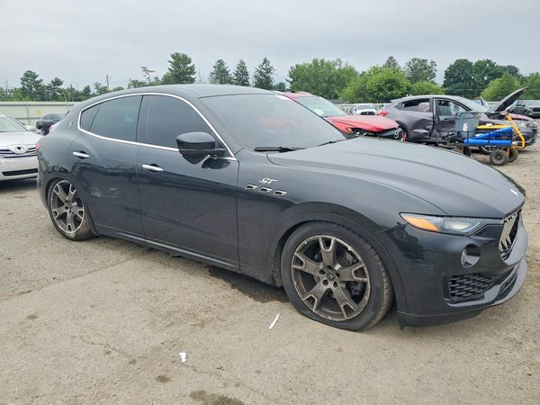 2023 MASERATI LEVANTE