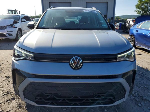 2025 VOLKSWAGEN TAOS 4Motion S