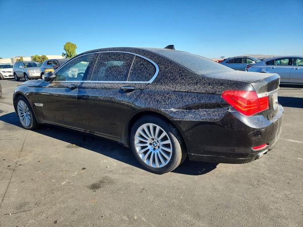 2012 BMW 750 750i/Alpina B7