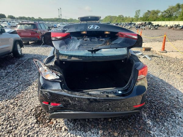 2016 HYUNDAI ELANTRA