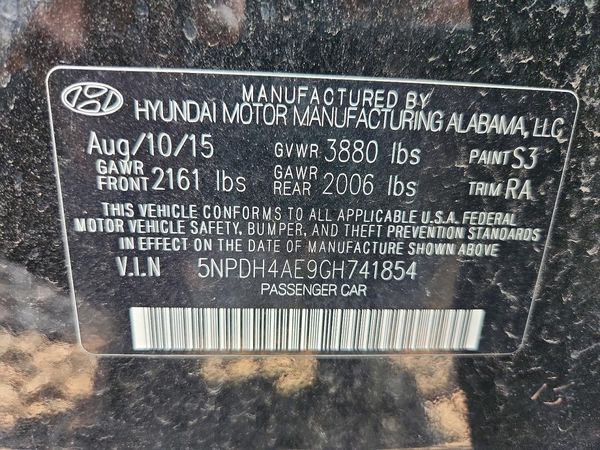 2016 HYUNDAI ELANTRA