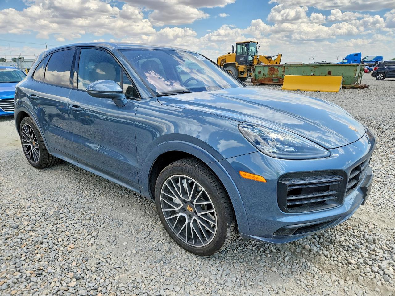 2019 PORSCHE CAYENNE