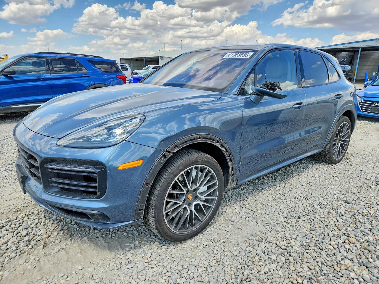 2019 PORSCHE CAYENNE