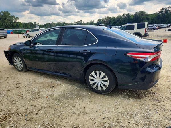 2019 TOYOTA CAMRY