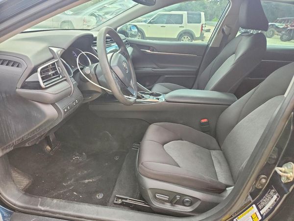 2019 TOYOTA CAMRY