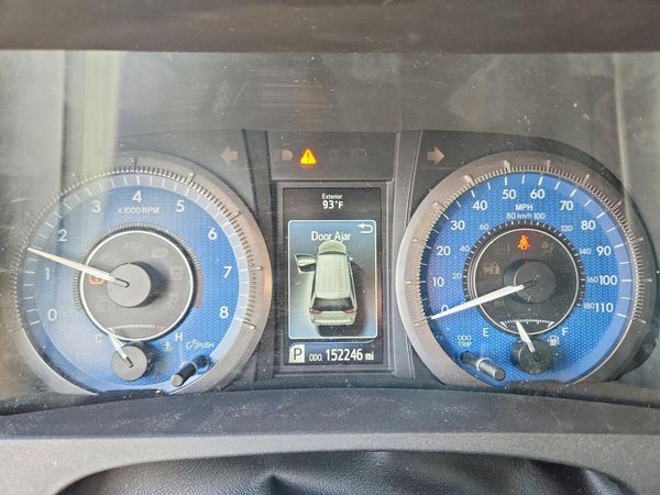 2015 TOYOTA SIENNA