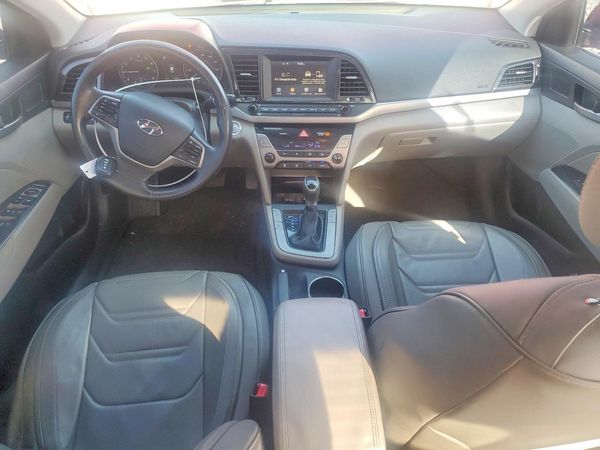 2017 HYUNDAI ELANTRA