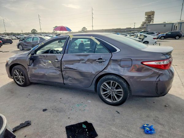 2016 TOYOTA CAMRY