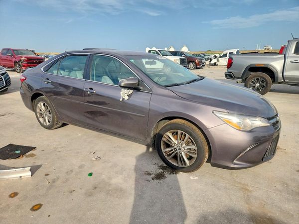 2016 TOYOTA CAMRY
