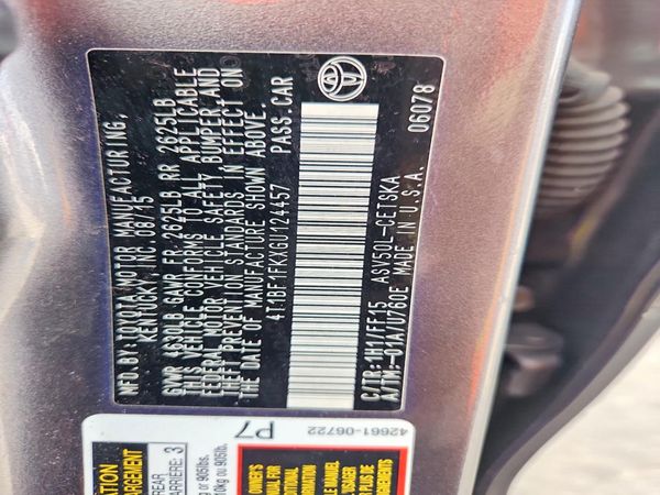 2016 TOYOTA CAMRY
