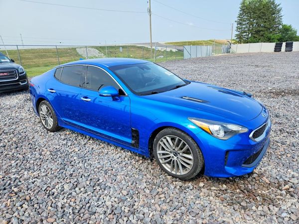 2018 KIA STINGER